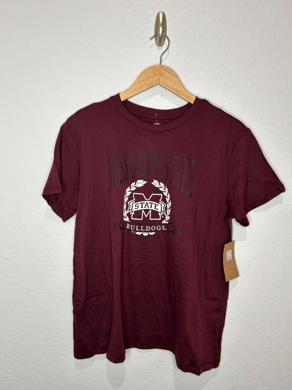 NWT Women's XL (16/18) Mississippi State Bulldogs Tee, MSRP $22.99